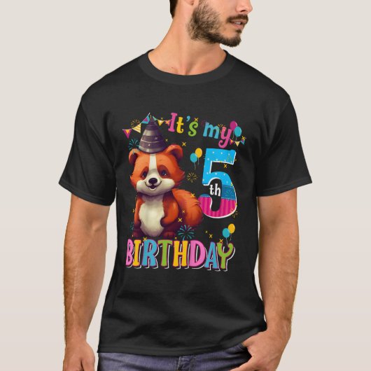 Het is mijn 5e 5 rode panda t-shirt (Voorkant)