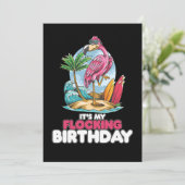 Het is mijn 'Flocking Birthday Flamingo' Kaart (Staand voorkant)