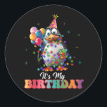 Het is mijn verjaardagsfeestje Pinguïn Christmas L Ronde Sticker<br><div class="desc">Hou je van pinguïns? Je zult van ons grappige pinguïn shirt houden als een t-shirt voor zoo- of aquariumliefhebbers! Onze pinguïnliefenT T-shirts voor jongens en meisjes die van hun gevulde dier houden... Hou je van pinguïns? Je zult van ons grappige pinguïn shirt houden als een t-shirt voor zoo- of aquariumliefhebbers!...</div>
