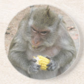 Het is Mine! .. Wild Thai Macaque Monkey Zandsteen Onderzetter (Voorkant)