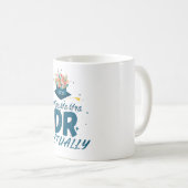 Het is Miss Mrs Dr. Eigenlijk, Afstuderen Doctor Koffiemok (Voorkant rechts)