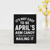Het is niet makkelijk om april's arm snoep grappig kaart (Gele Bloem)