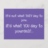 Het is niet wat ze tegen je zeggen Wise Words Briefkaart (Voorkant)