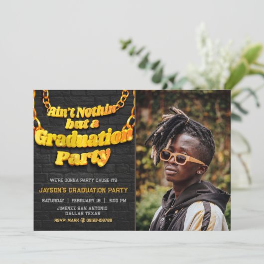 Het is niets anders dan een afstudeerfeest met fot kaart (Staand voorkant)