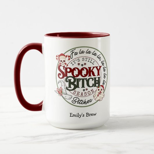 Het is nog steeds griezelig "B" seizoen Kerstmug Mok (Links)