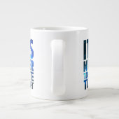 Het is nooit te laat om te beginnen grote koffiekop (Achterkant)