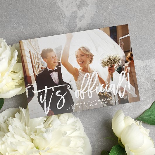 Het is officiële aankondiging van de bruiloft foto