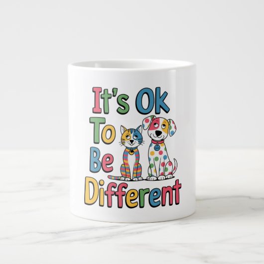 Het is ok om anders te zijn grote koffiekop (Voorkant)