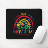 Het is OK om anders te zijn Rainbow Autism Awarene Muismat (Met muis)