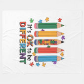 Het is oké om anders te zijn Autisme bewustzijn le Fleece Deken (Voorkant (Horizontaal))