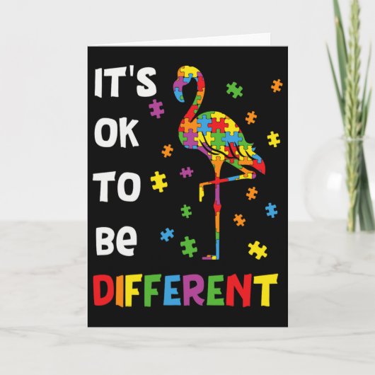 Het is oké om anders te zijn Flamingo Autisme Bewu Kaart (Voorkant)