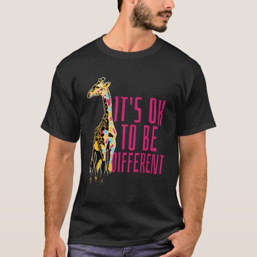Het is oké om anders te zijn t-shirt (Voorkant)