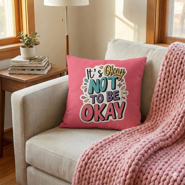 Het is oké om geen oké kussen te zijn (Show love and understanding with this colorful, "It's okay not to be okay" pillow! )