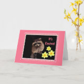 Het is Pasen!  Wasberen kaart voor iedereen. (Gele Bloem)