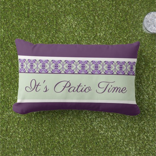 Het is patio tijd met pruim patroon ontwerper buitenkussen (Gras)