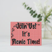 Het is Picnic Time. Rood Gecontroleerde tafelkledi Uitnodiging Briefkaart (Staand voorkant)