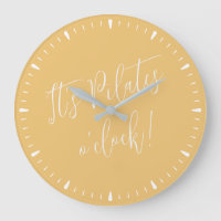 Het is Pilates O'Clock Fun Golden Yellow Fitness