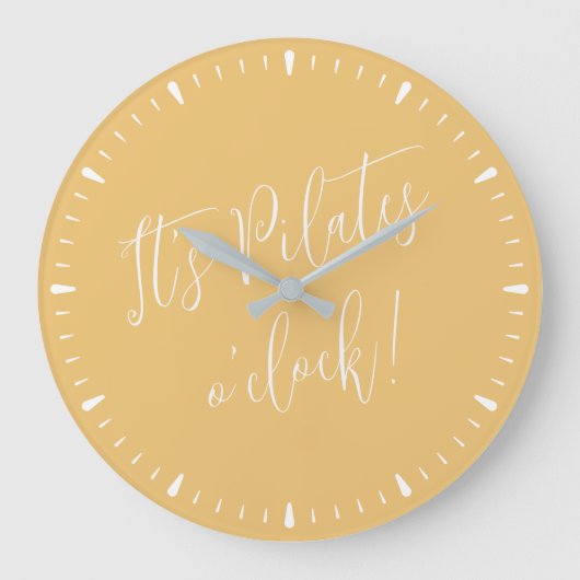 Het is Pilates O'Clock Fun Golden Yellow Fitness Grote Klok (Voorkant)