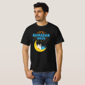 Het is Ramadan Bruh Moslim Ramadan Mubarak Eid Man T-shirt (Voorkant volledig)