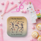 Het Is Seizoen Om Griezelen -  Skeletten Dansen Papieren Bordje (Feest)