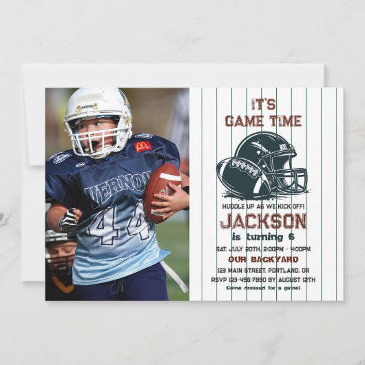 Het is speeltijd! Kick off football verjaardag kin Kaart (Voorkant)