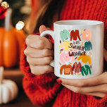 Het is Sweater Weer Herfst Herfst Seizoensgebonden Koffiemok<br><div class="desc">Deel je liefde voor de herfst met deze leuke mok. Maakt een geweldig cadeau! Ook verkrijgbaar als wenskaart,  t-shirt,  sweatshirt en meer! Check mijn winkel voor veel meer kleuren en patronen plus Thanksgiving en Halloween-feestuitnodigingen,  cadeauverpakking,  feestdecor,  handdoeken,  kussens,  sweatshirts en meer.</div>