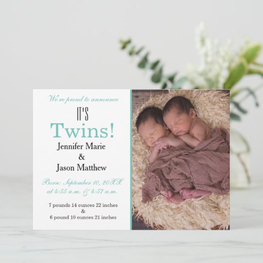 Het is Twins Blauwgroen Photo Birth Announcement Kaart (Staand voorkant)