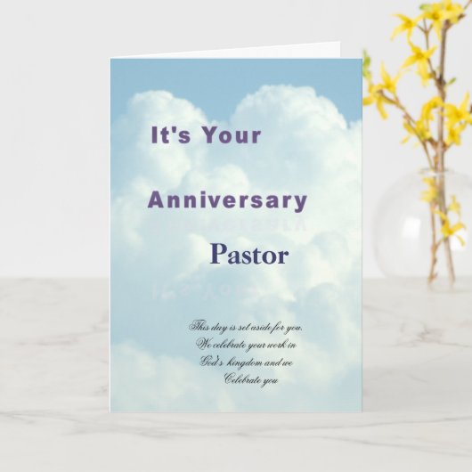 Het is uw Jubileum Pastor Kaart (Gele Bloem)