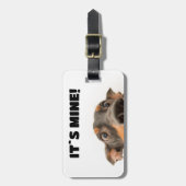 Het is van mij! Hond piekend foto Bagagelabel (Voorkant verticaal)