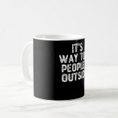 Het is veel te veel mensen buiten koffiemok (Voorkant links)