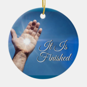 Het is voltooid keramisch ornament