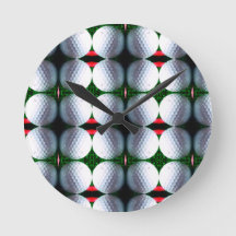 Het is voor de klok ergens