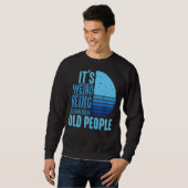 Het is vreemd dat je op dezelfde leeftijd bent als trui (Voorkant volledig)