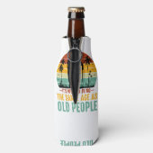 Het is vreemd om dezelfde leeftijd te hebben als o flesjeskoeler (Fles Achterkant)