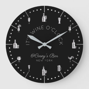 Het is Wine O'Clock Elegant Silver Black Monogram Grote Klok