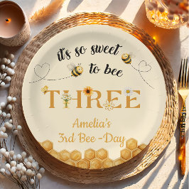 Het is zo leuk om 3 jaar te worden bij Bee Papieren Bordje
