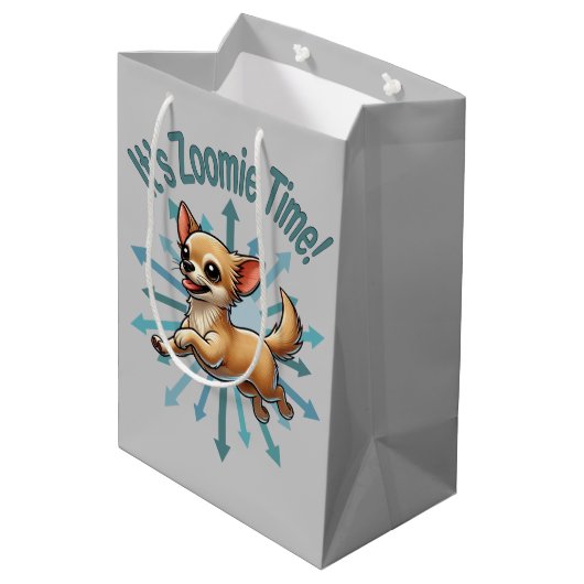 Het is Zoomie Time Chihuahua Medium Cadeauzakje (Achterkant Gekanteld)
