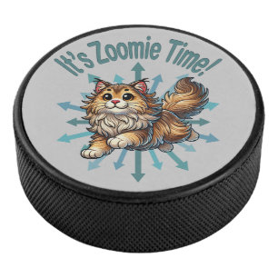 Het is Zoomie Time Noorse Boskat Hockey Puck