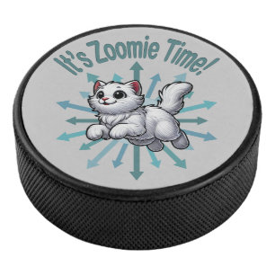 Het is Zoomie Time White Cat Hockey Puck