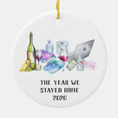 Het jaar dat we thuis bleven 2020 Covid Kerst Wijn Keramisch Ornament (Achterkant)