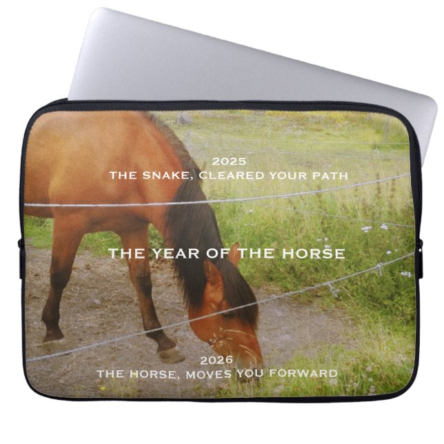 Het jaar van het Paard, 2026 citaat  Laptop Sleeve (Voorkant)