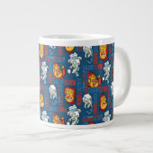 HET JAAR ZONDER SANTA CLAUS™ Snowtown Showdown Grote Koffiekop (Voorkant rechts)