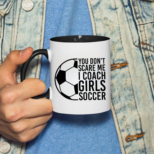 Het kan me niet schelen dat ik Coach Girls Soccer Tweekleurige Koffiemok