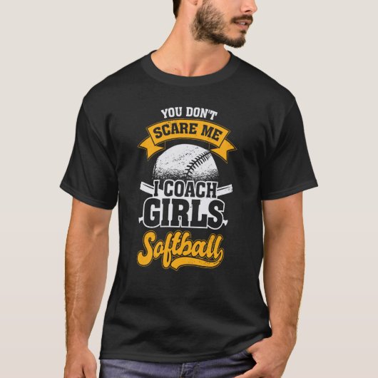 Het kan me niet schelen dat ik Coach Girls Softbal T-shirt (Voorkant)