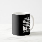 Het kan me niet schelen dat ik twee dochters heb d koffiemok (Voorkant rechts)