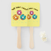 Het kan ons niet schelen handwaaier (Voorkant en achterkant)