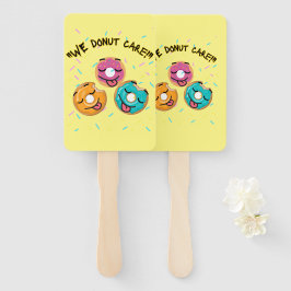 Het kan ons niet schelen handwaaier