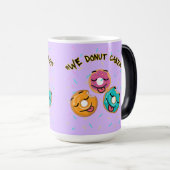 Het kan ons niet schelen magische mok (Voorkant rechts)