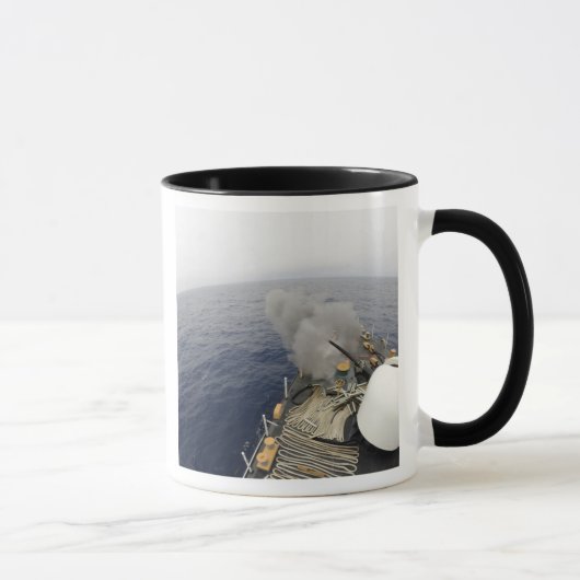 Het kanon MK-75 76 mm Mok (Rechts)