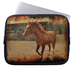 Het Kanteren van Sorrel Horse komt naar huis aan d Laptop Sleeve